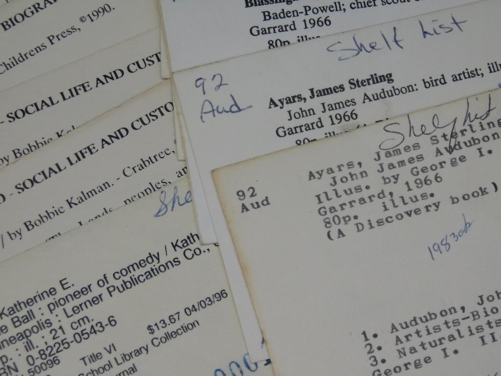 VINTAGE LIBRARY INDEX CARDS ANTIQUE: VINTAGE LIBRARY INDEX CARDS ANTIQUE