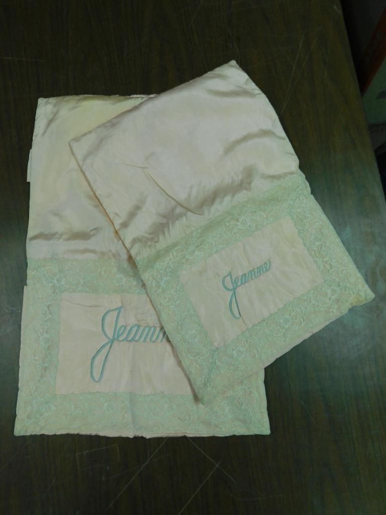 VINTAGE CLOTH BOOK COVER VINTAGE ANTIQUE (1 of 4)