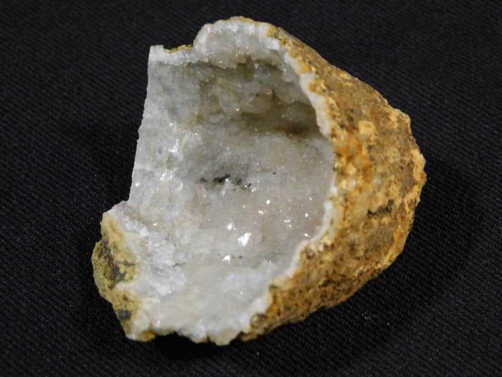 CAVE GEODE ROCK STONE LAPIDARY SPECIMEN (1 of 2)