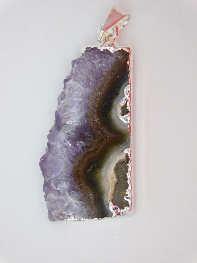 AMETHYST STALACTITE PENDANT ROCK STONE LAPIDARY SPECIMEN: AMETHYST STALACTITE PENDANT ROCK STONE LAPIDARY SPECIMEN