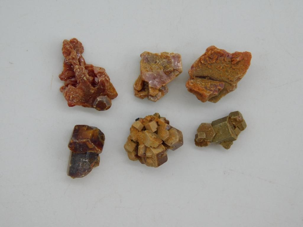 GEM VANADINITE 70 CARATS ROCK STONE LAPIDARY SPECIMEN: GEM VANADINITE 70 CARATS ROCK STONE LAPIDARY SPECIMEN