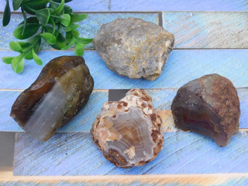 MIXED LOT ROCK STONE LAPIDARY SPECIMEN: MIXED LOT ROCK STONE LAPIDARY SPECIMEN