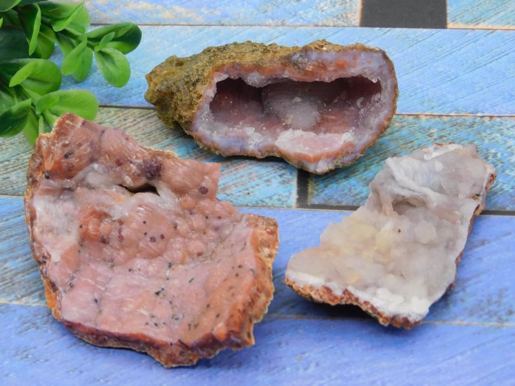 CAVE GEODE ROCK STONE LAPIDARY SPECIMEN (1 of 2)