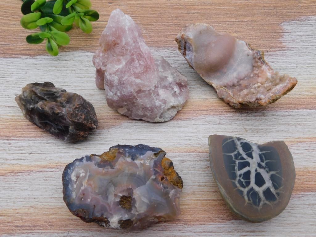 MIXED LOT ROCK STONE LAPIDARY SPECIMEN: MIXED LOT ROCK STONE LAPIDARY SPECIMEN