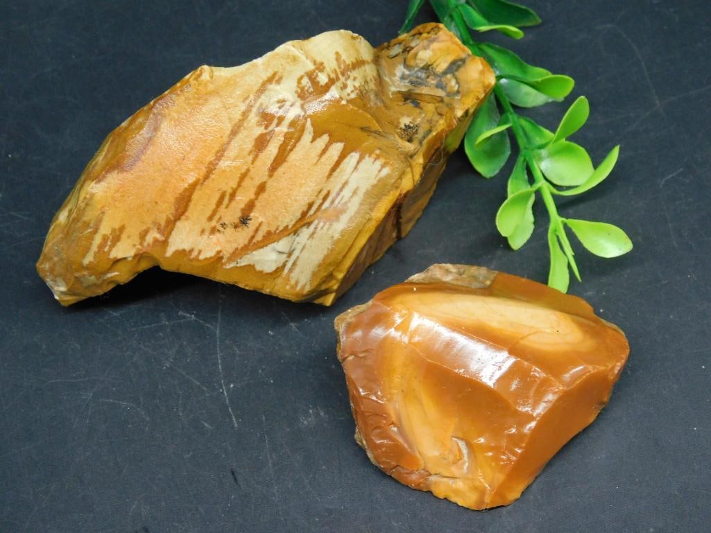 MIXED ROUGH LOT ROCK STONE LAPIDARY SPECIMEN: MIXED ROUGH LOT ROCK STONE LAPIDARY SPECIMEN