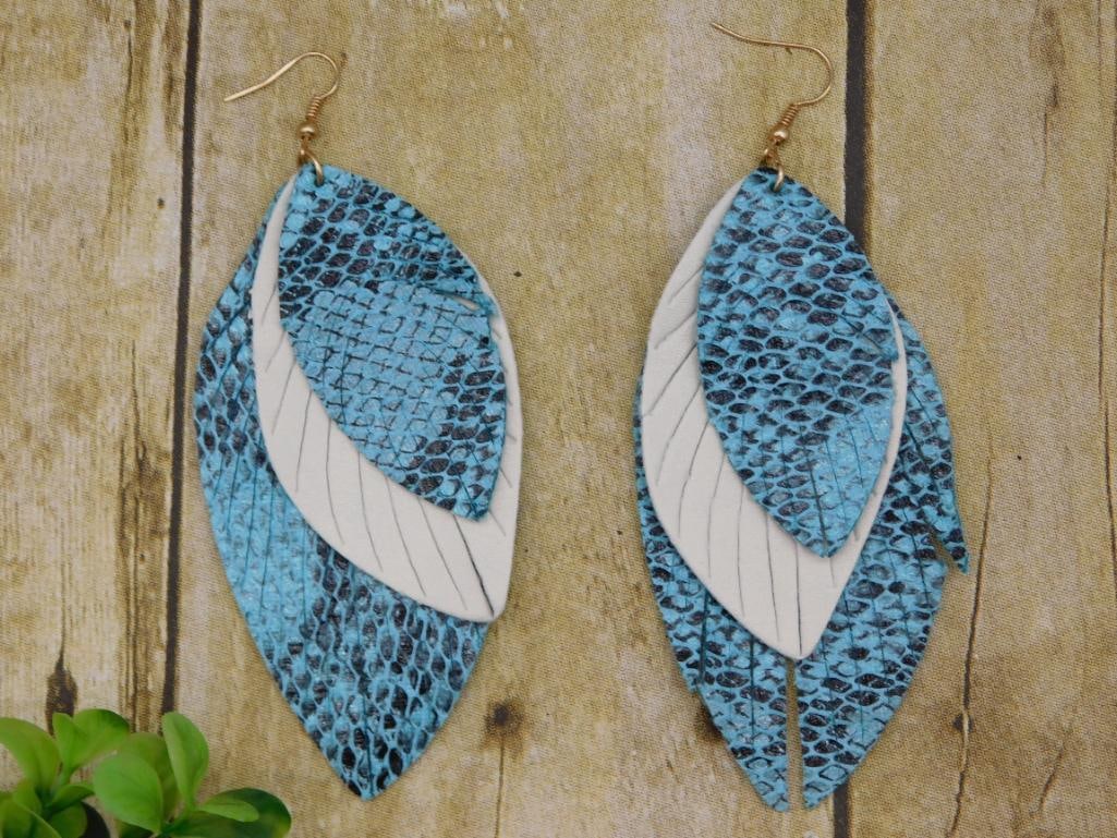 SNAKE SKIN PRINT TEARDROP EARRINGS (1 of 2)