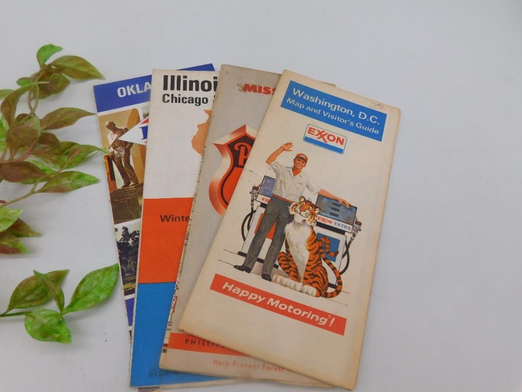 Lot of Vintage Exxon and State Travel Maps (1 of 2)
