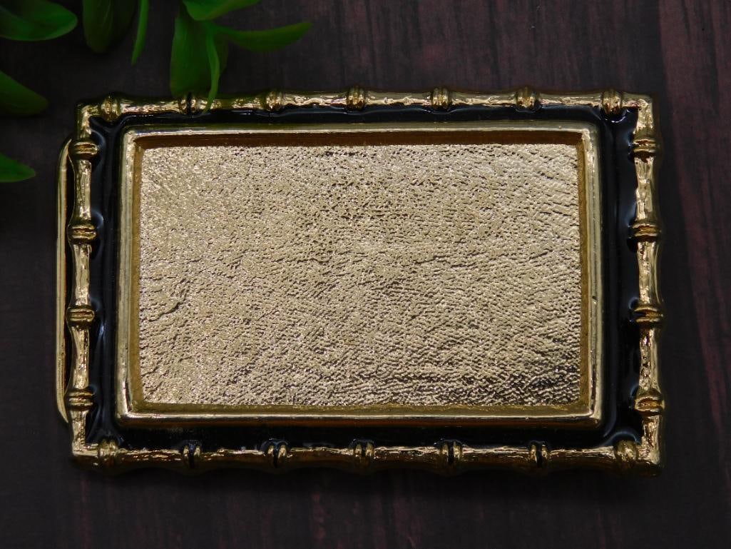 Gold-Tone Rectangular Belt Buckle With Textured Design (1 of 3)