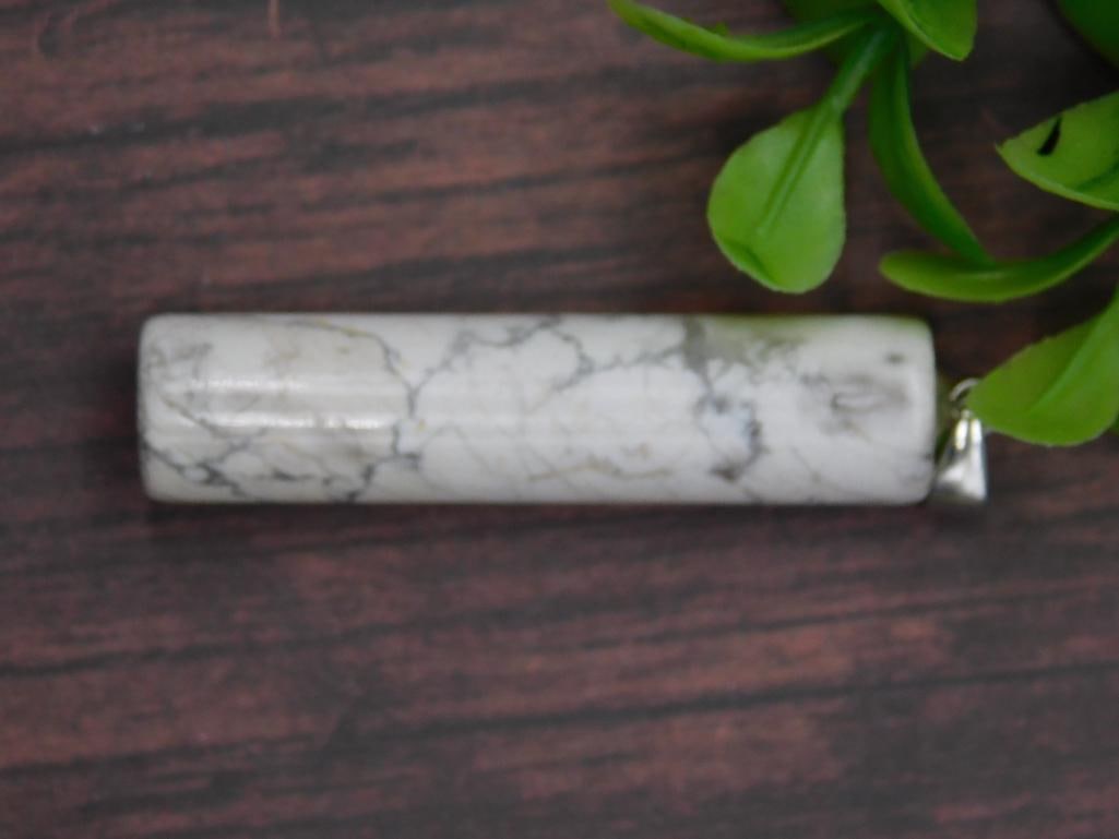 Howlite Pendant ROCK STONE LAPIDARY SPECIMEN: Howlite Pendant ROCK STONE LAPIDARY SPECIMEN