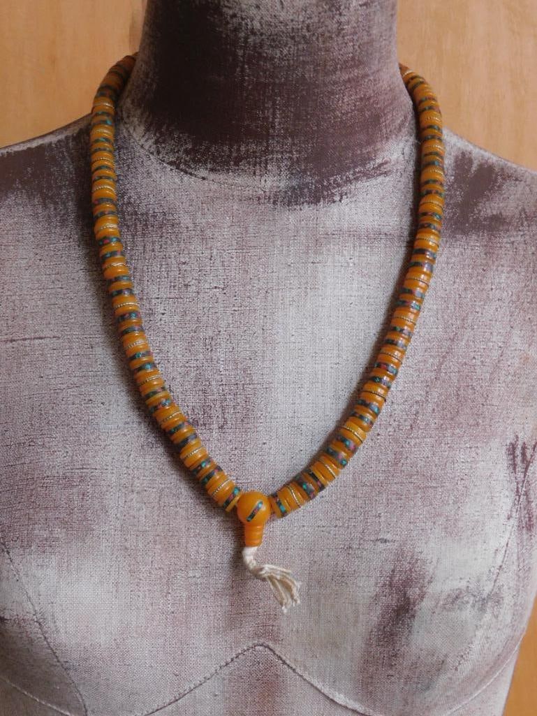 AFRICAN TRADE BEADS ROCK STONE LAPIDARY SPECIMEN (1 of 5)