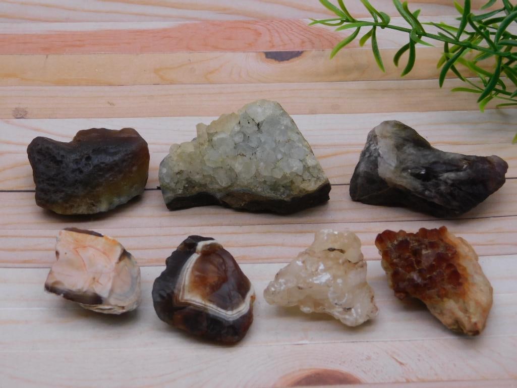 MIXED ROUGH ROCK ROCK STONE LAPIDARY SPECIMEN: WELCOME TO HATMAN AUCTIONS! SPECIAL NOTICE: Please see photos for measurements and descriptions. ***Yes, we have in house shipping with MANY REPEAT CUSTOMERS because of our streamlined service.