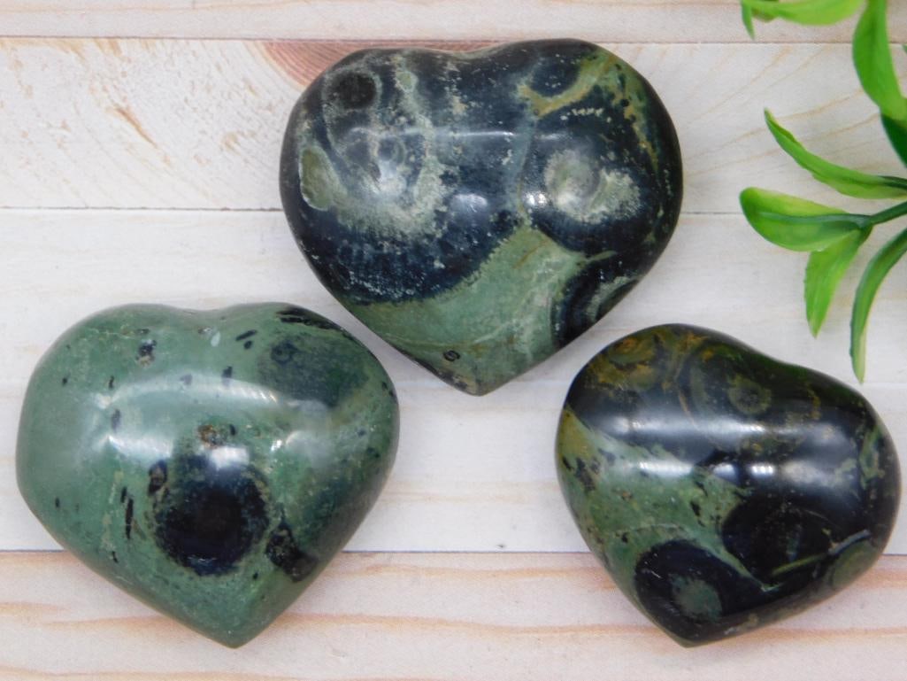 KAMBABA JASPER HEARTS ROCK STONE LAPIDARY SPECIMEN: WELCOME TO HATMAN AUCTIONS! SPECIAL NOTICE: Please see photos for measurements and descriptions. ***Yes, we have in house shipping with MANY REPEAT CUSTOMERS because of our streamlined service.