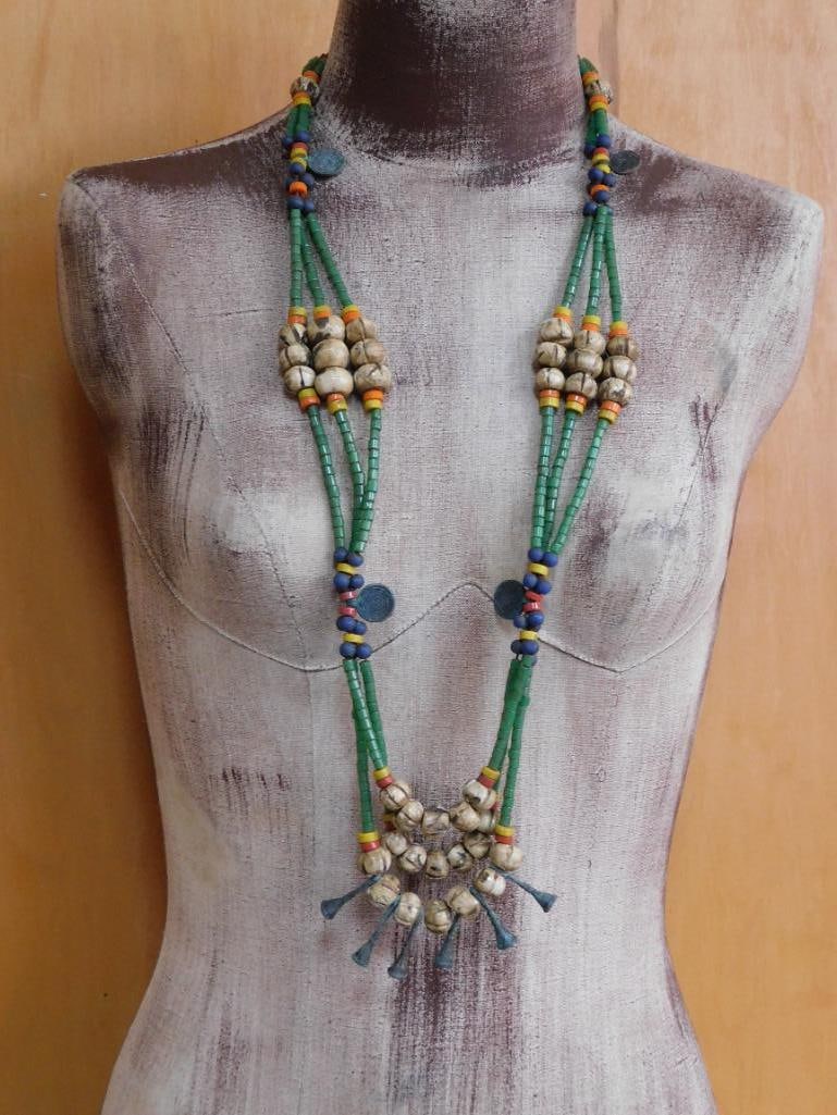 ORNATE AFRICAN TRADE BEADS WITH METAL AND WOOD: WELCOME TO HATMAN AUCTIONS! SPECIAL NOTICE: Please see photos for measurements and descriptions. ***Yes, we have in house shipping with MANY REPEAT CUSTOMERS because of our streamlined service.