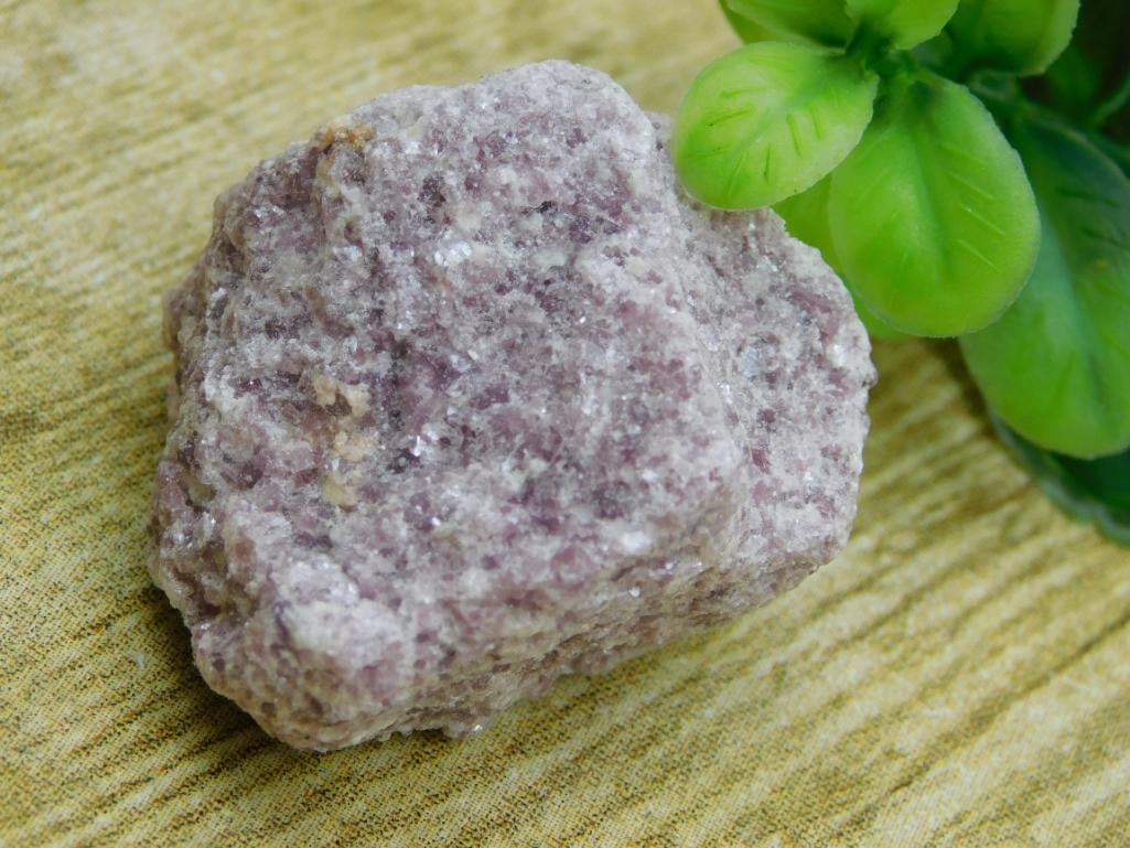 LEPIDOLITE ROCK STONE LAPIDARY SPECIMEN: WELCOME TO HATMAN AUCTIONS! SPECIAL NOTICE: Please see photos for measurements and descriptions. ***Yes, we have in house shipping with MANY REPEAT CUSTOMERS because of our streamlined service. ****We