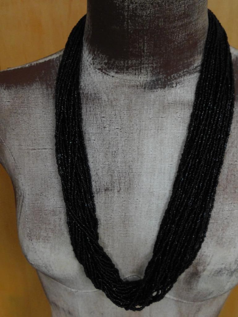 SEED BEAD NECKLACE ROCK STONE LAPIDARY SPECIMEN: WELCOME TO HATMAN AUCTIONS! SPECIAL NOTICE: Please see photos for measurements and descriptions. ***Yes, we have in house shipping with MANY REPEAT CUSTOMERS because of our streamlined service.