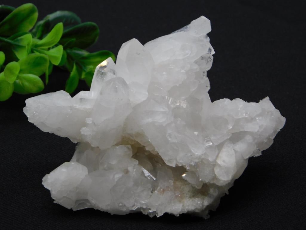 QUARTZ ROCK STONE LAPIDARY SPECIMEN: WELCOME TO HATMAN AUCTIONS! SPECIAL NOTICE: Please see photos for measurements and descriptions. ***Yes, we have in house shipping with MANY REPEAT CUSTOMERS because of our streamlined service. ****We