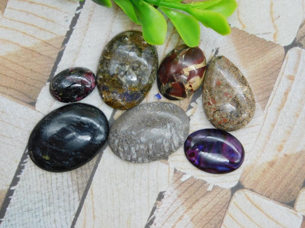 CABOCHONS ROCK STONE LAPIDARY SPECIMEN: WELCOME TO HATMAN AUCTIONS! SPECIAL NOTICE: Please see photos for measurements and descriptions. ***Yes, we have in house shipping with MANY REPEAT CUSTOMERS because of our streamlined service. ****We