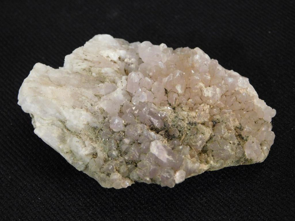 ROCK STONE LAPIDARY SPECIMEN: ROCK STONE LAPIDARY SPECIMEN