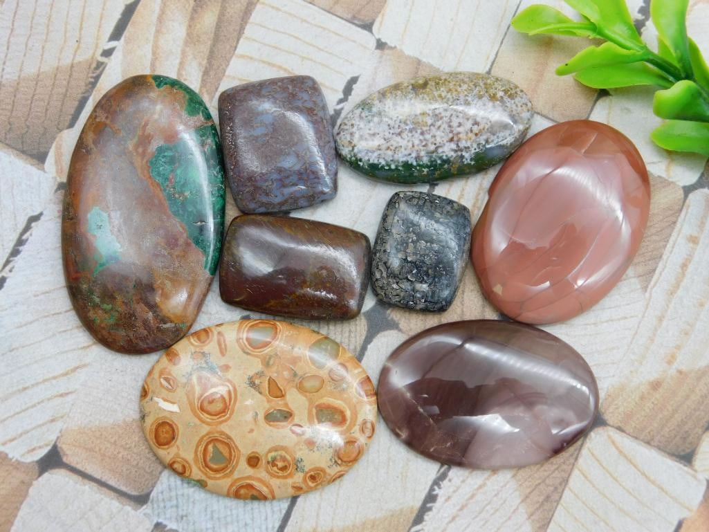 CABOCHONS ROCK STONE LAPIDARY SPECIMEN: WELCOME TO HATMAN AUCTIONS! SPECIAL NOTICE: Please see photos for measurements and descriptions. ***Yes, we have in house shipping with MANY REPEAT CUSTOMERS because of our streamlined service.