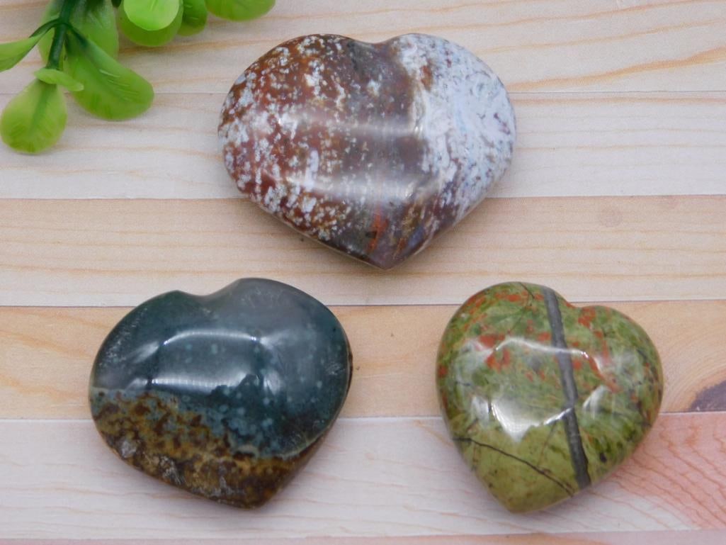 CAVE GEODE ROCK STONE LAPIDARY SPECIMEN: WELCOME TO HATMAN AUCTIONS! SPECIAL NOTICE: Please see photos for measurements and descriptions. ***Yes, we have in house shipping with MANY REPEAT CUSTOMERS because of our streamlined service. ****We