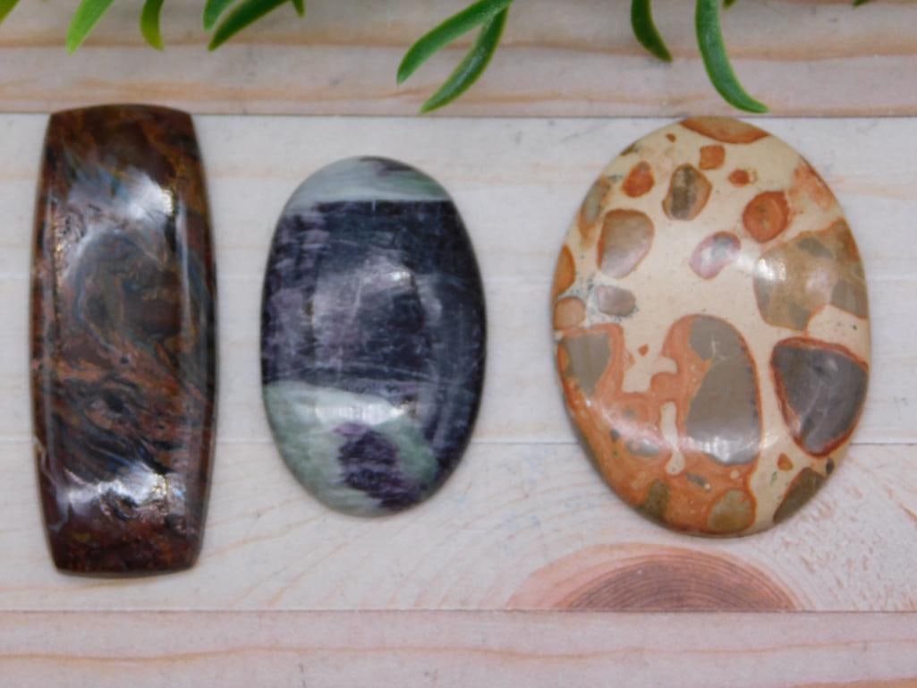 CABOCHONS ROCK STONE LAPIDARY SPECIMEN: WELCOME TO HATMAN AUCTIONS! SPECIAL NOTICE: Please see photos for measurements and descriptions. ***Yes, we have in house shipping with MANY REPEAT CUSTOMERS because of our streamlined service.