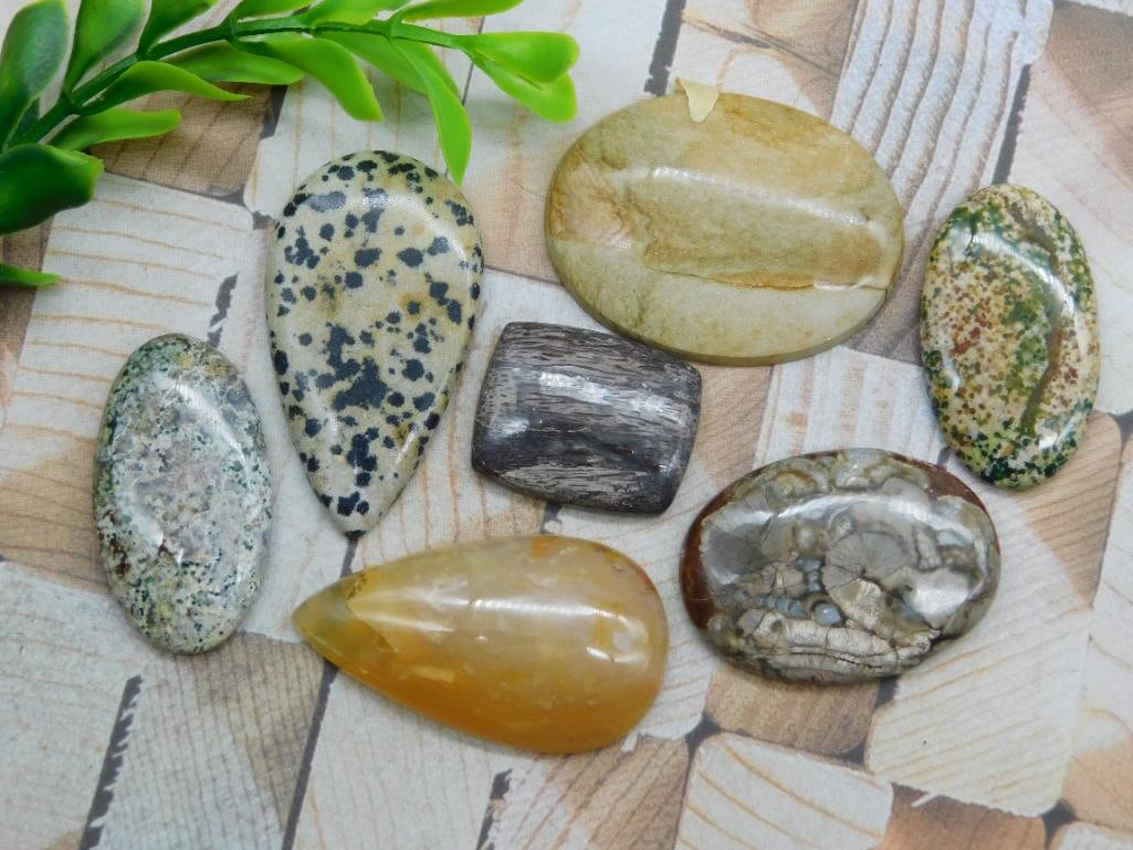 CABOCHONS ROCK STONE LAPIDARY SPECIMEN: WELCOME TO HATMAN AUCTIONS! SPECIAL NOTICE: Please see photos for measurements and descriptions. ***Yes, we have in house shipping with MANY REPEAT CUSTOMERS because of our streamlined service. ****We