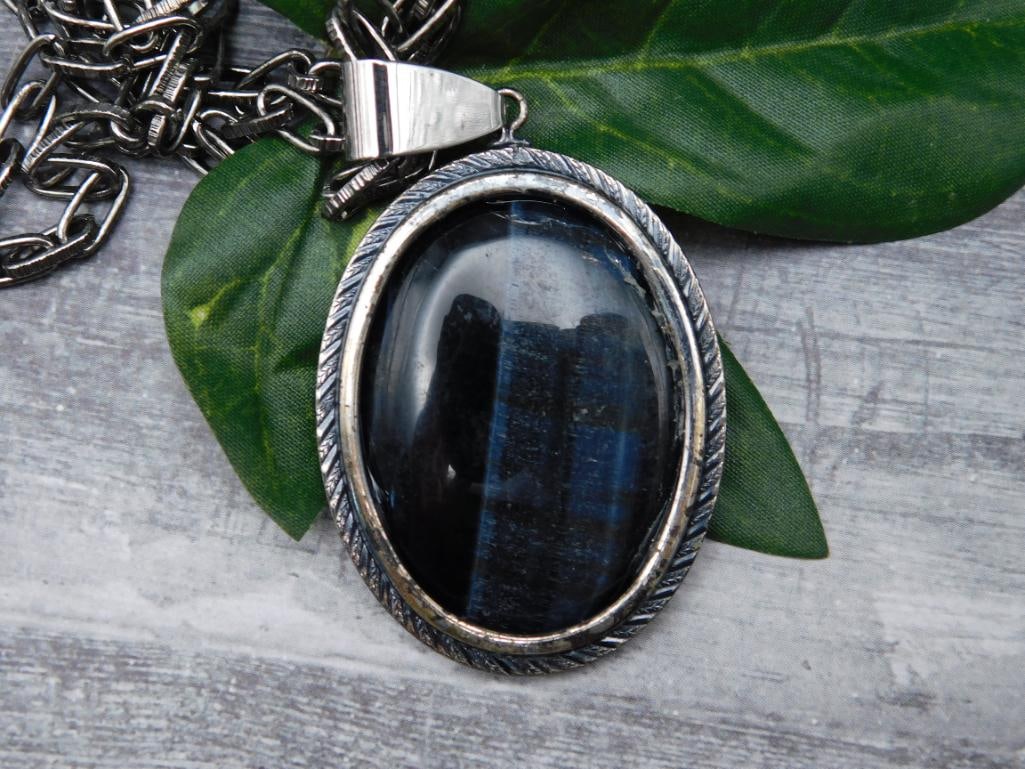 FASHION JEWELRY: WELCOME TO HATMAN AUCTIONS! SPECIAL NOTICE: Please see photos for measurements and descriptions. ***Yes, we have in house shipping with MANY REPEAT CUSTOMERS because of our streamlined service.