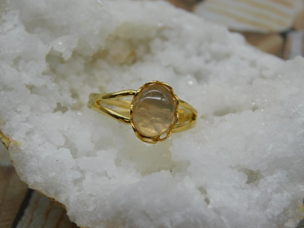 STONE RING ROCK STONE LAPIDARY SPECIMEN: WELCOME TO HATMAN AUCTIONS! SPECIAL NOTICE: Please see photos for measurements and descriptions. ***Yes, we have in house shipping with MANY REPEAT CUSTOMERS because of our streamlined service.