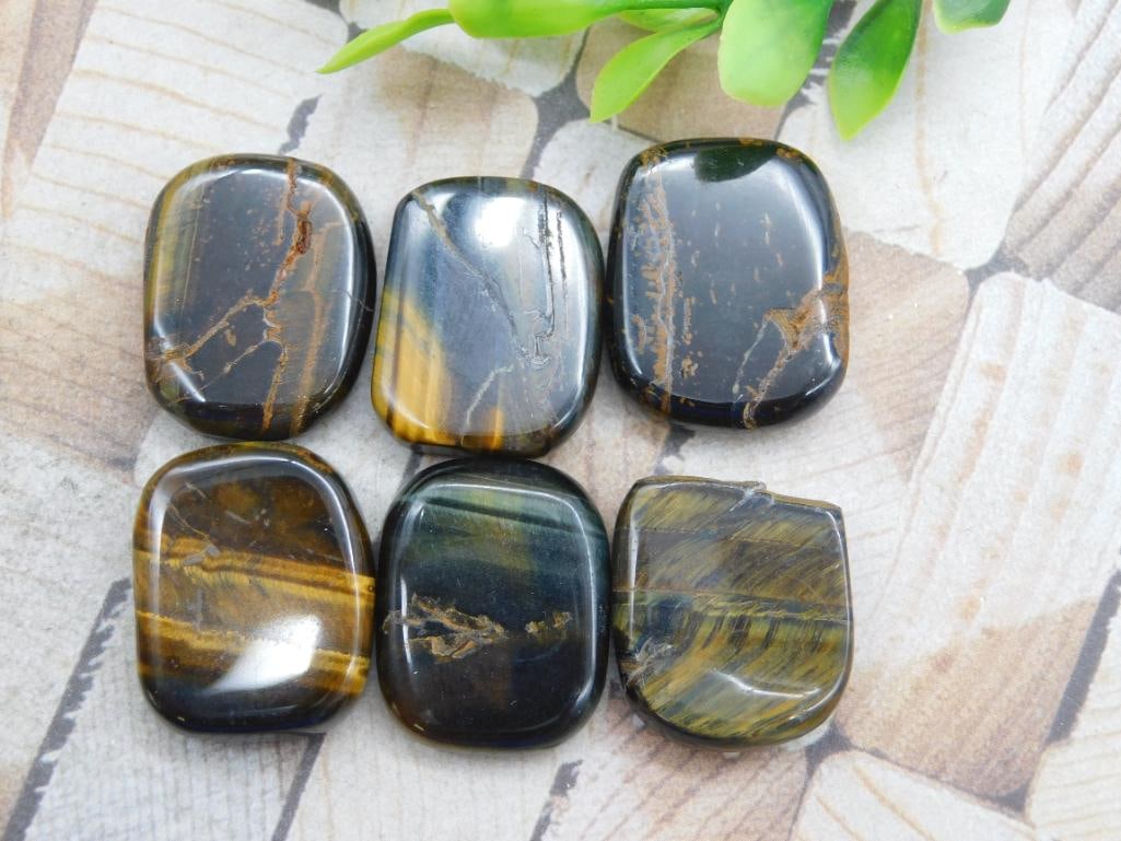 TIGER EYE ROCK STONE LAPIDARY SPECIMEN: WELCOME TO HATMAN AUCTIONS! SPECIAL NOTICE: Please see photos for measurements and descriptions. ***Yes, we have in house shipping with MANY REPEAT CUSTOMERS because of our streamlined service.