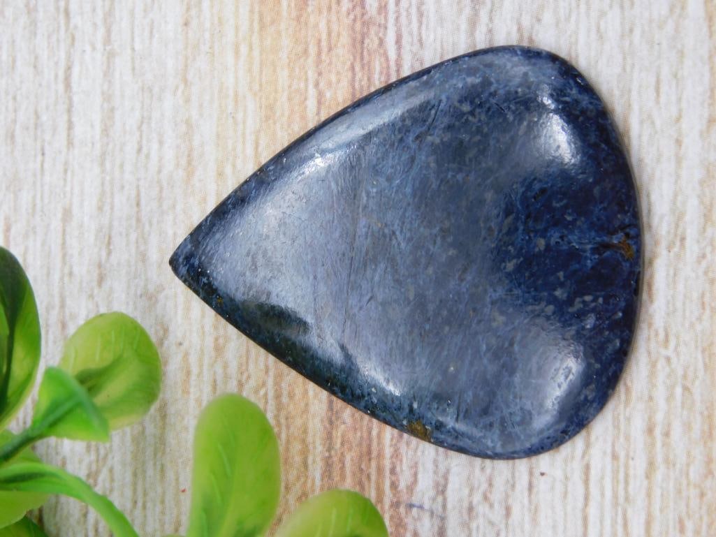 PIETERSITE CABOCHON ROCK STONE LAPIDARY SPECIMEN: WELCOME TO HATMAN AUCTIONS! SPECIAL NOTICE: Please see photos for measurements and descriptions. ***Yes, we have in house shipping with MANY REPEAT CUSTOMERS because of our streamlined service.