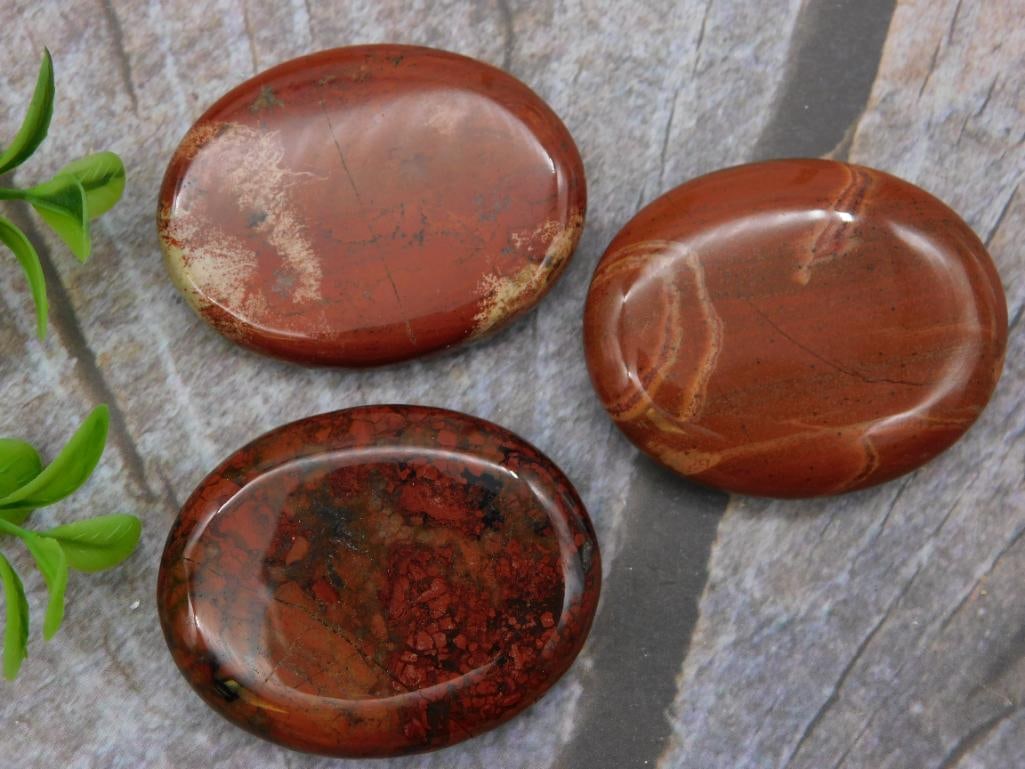 WORRY STONES ROCK STONE LAPIDARY SPECIMEN: WELCOME TO HATMAN AUCTIONS! SPECIAL NOTICE: Please see photos for measurements and descriptions. ***Yes, we have in house shipping with MANY REPEAT CUSTOMERS because of our streamlined service.