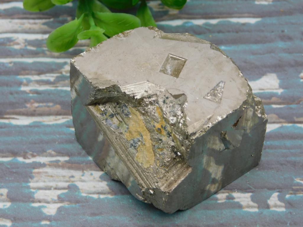 ILLUSTRIOUS SPANISH PYRITE CUBE ROCK STONE LAPIDARY SPECIMEN: WELCOME TO HATMAN AUCTIONS! SPECIAL NOTICE: Please see photos for measurements and descriptions. ***Yes, we have in house shipping with MANY REPEAT CUSTOMERS because of our streamlined service.