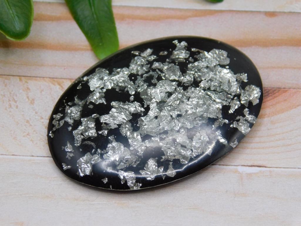 SILVER FLECKED CABOCHON ROCK STONE LAPIDARY SPECIMEN: SILVER FLECKED CABOCHON ROCK STONE LAPIDARY SPECIMEN
