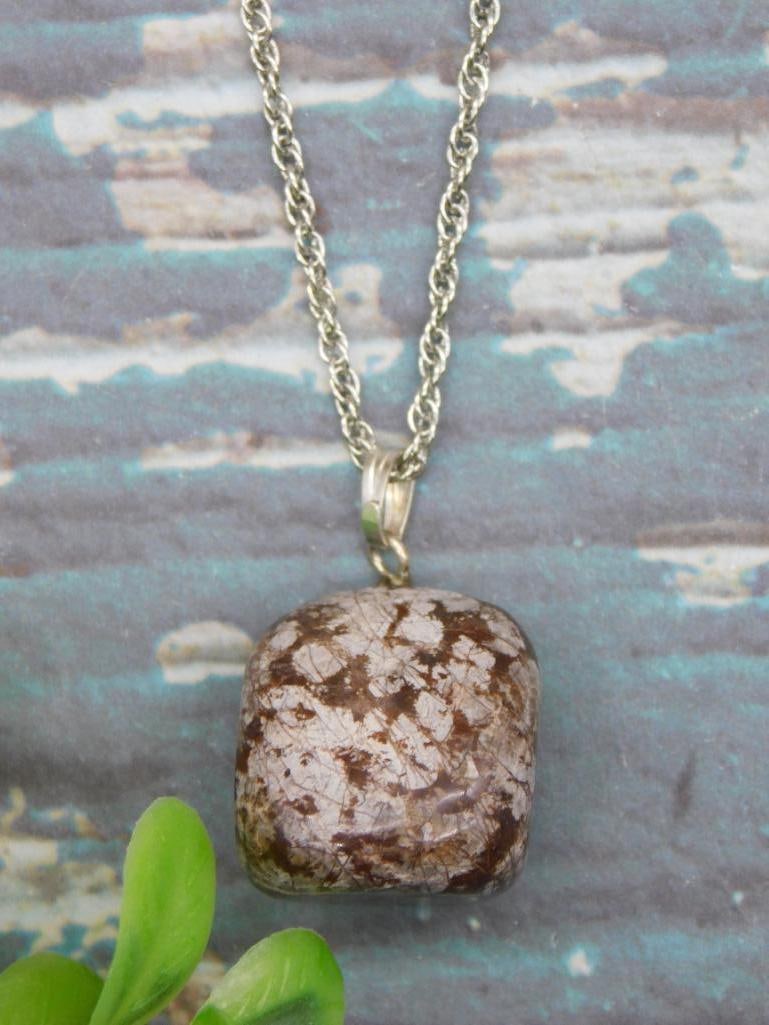 GENUINE STONE PENDANT ON CHAIN NECKLACE ROCK STONE LAPIDARY SPECIMEN: GENUINE STONE PENDANT ON CHAIN NECKLACE ROCK STONE LAPIDARY SPECIMEN