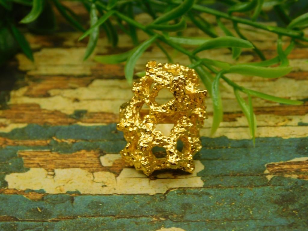 GOLD CLUSTER RING ROCK STONE LAPIDARY SPECIMEN: WELCOME TO HATMAN AUCTIONS! SPECIAL NOTICE: Please see photos for measurements and descriptions. ***Yes, we have in house shipping with MANY REPEAT CUSTOMERS because of our streamlined service. ****We