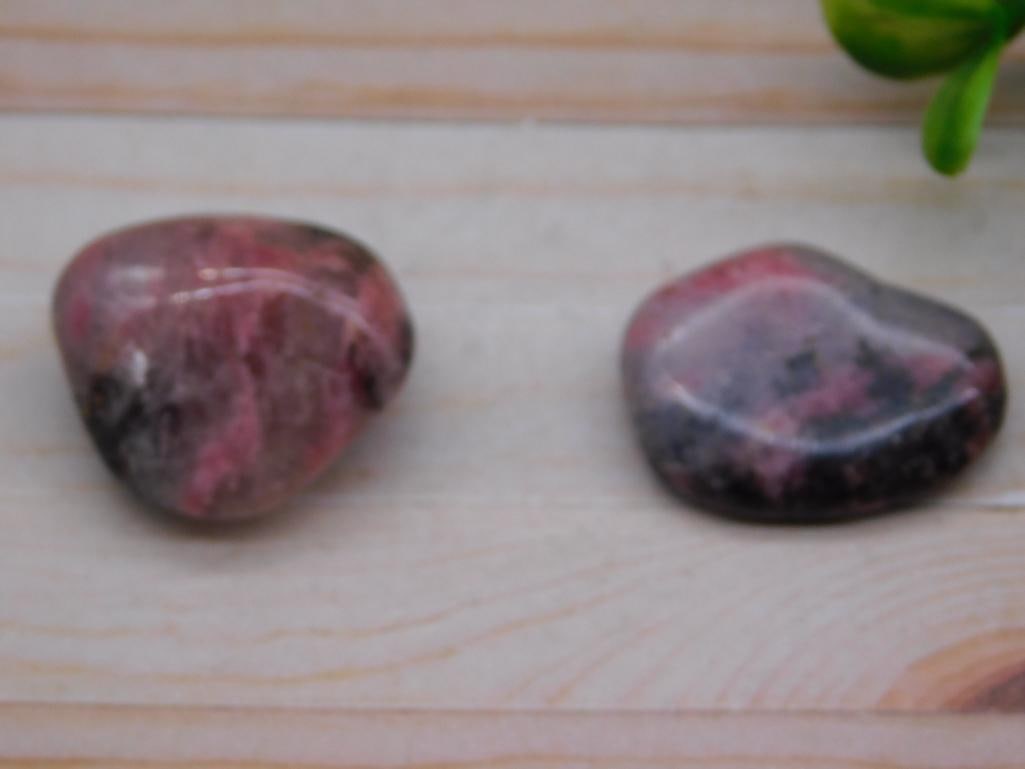 RHODONITE ROCK STONE LAPIDARY SPECIMEN (1 of 3)