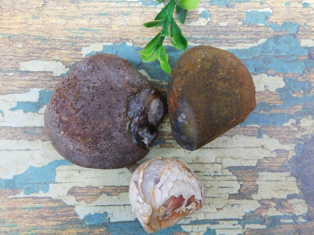 MIXED ROUGH ROCK ROCK STONE LAPIDARY SPECIMEN: WELCOME TO HATMAN AUCTIONS! SPECIAL NOTICE: Please see photos for measurements and descriptions. ***Yes, we have in house shipping with MANY REPEAT CUSTOMERS because of our streamlined service. ****We