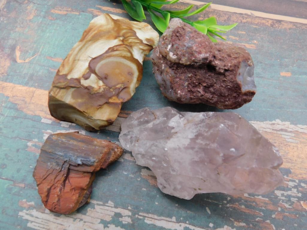 MIXED ROUGH ROCK ROCK STONE LAPIDARY SPECIMEN: WELCOME TO HATMAN AUCTIONS! SPECIAL NOTICE: Please see photos for measurements and descriptions. ***Yes, we have in house shipping with MANY REPEAT CUSTOMERS because of our streamlined service.