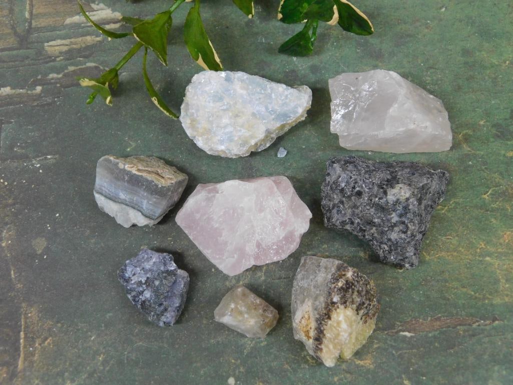 MIXED LOT ROCK STONE LAPIDARY SPECIMEN: MIXED LOT ROCK STONE LAPIDARY SPECIMEN