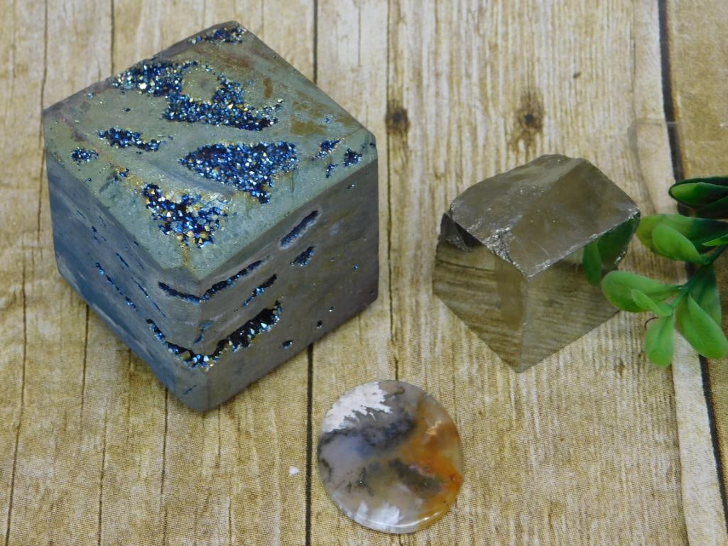 MIXED LOT ROCK STONE LAPIDARY SPECIMEN: MIXED LOT ROCK STONE LAPIDARY SPECIMEN