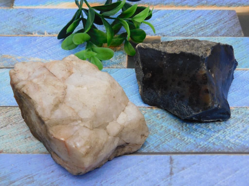 MIXED LOT ROCK STONE LAPIDARY SPECIMEN: MIXED LOT ROCK STONE LAPIDARY SPECIMEN — Part of our Discover Hidden Harbor, Crystals and Gems auction at HATMAN'S Auctions! Please see photos for measurements and condition. YES, we have in-house