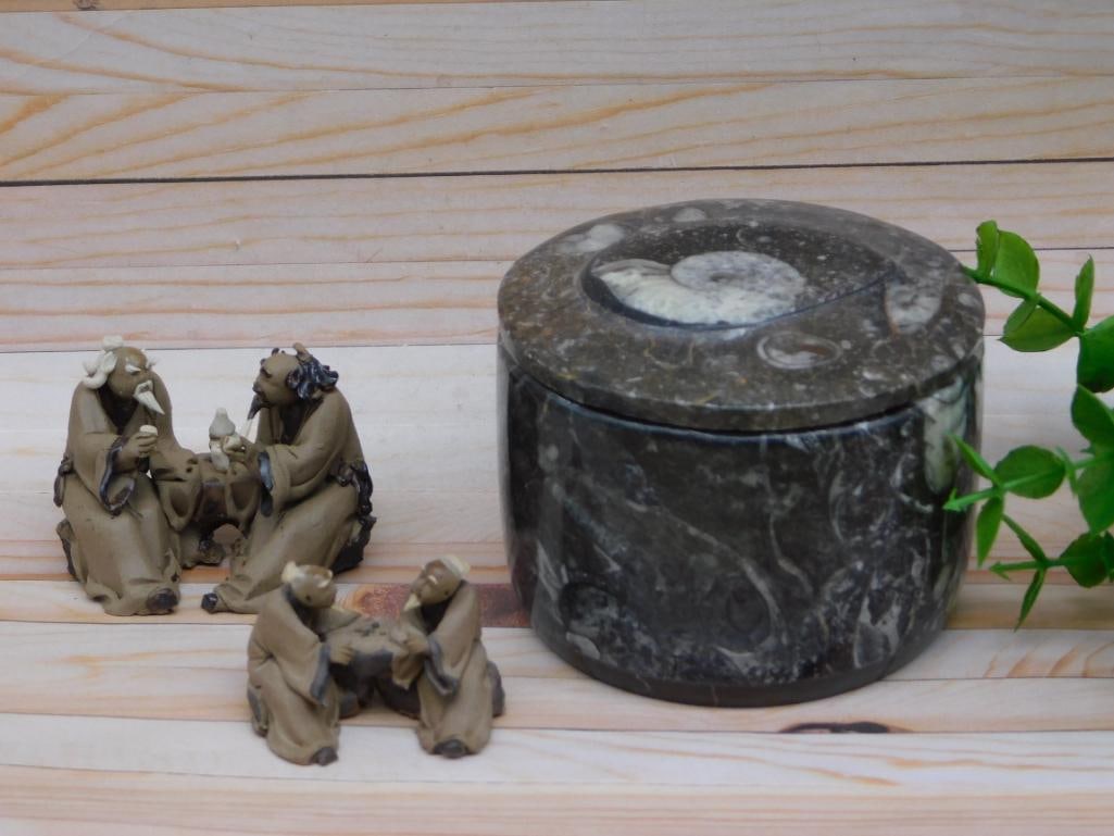 ORTHOCERAS TRINKET BOX ROCK STONE LAPIDARY SPECIMEN: ORTHOCERAS TRINKET BOX ROCK STONE LAPIDARY SPECIMEN — Part of our Discover Hidden Harbor, Crystals and Gems auction at HATMAN'S Auctions! Please see photos for measurements and condition. YES, we