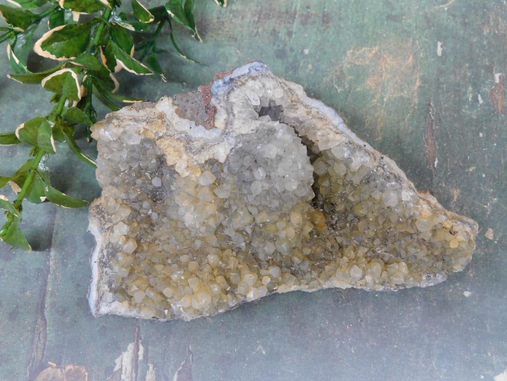 AMETHYST ROCK STONE LAPIDARY SPECIMEN: AMETHYST ROCK STONE LAPIDARY SPECIMEN — Part of our Discover Hidden Harbor, Crystals and Gems auction at HATMAN'S Auctions! Please see photos for measurements and condition. YES, we have in-house sh