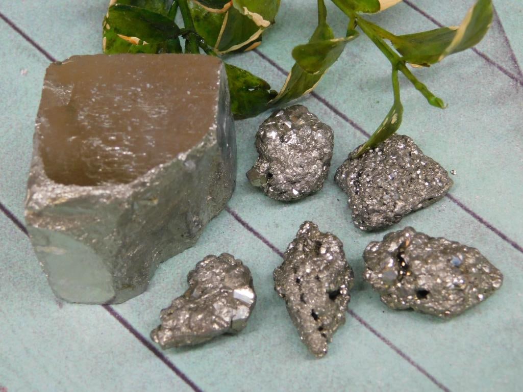 PYRITE ROCK STONE LAPIDARY SPECIMEN (1 of 2)