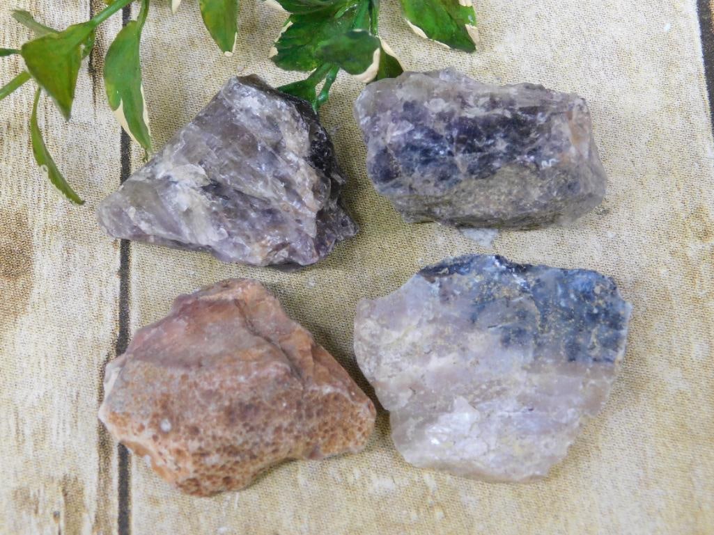 MIXED LOT ROCK STONE LAPIDARY SPECIMEN: MIXED LOT ROCK STONE LAPIDARY SPECIMEN — Part of our Discover Hidden Harbor, Crystals and Gems auction at HATMAN'S Auctions! Please see photos for measurements and condition. YES, we have in-house