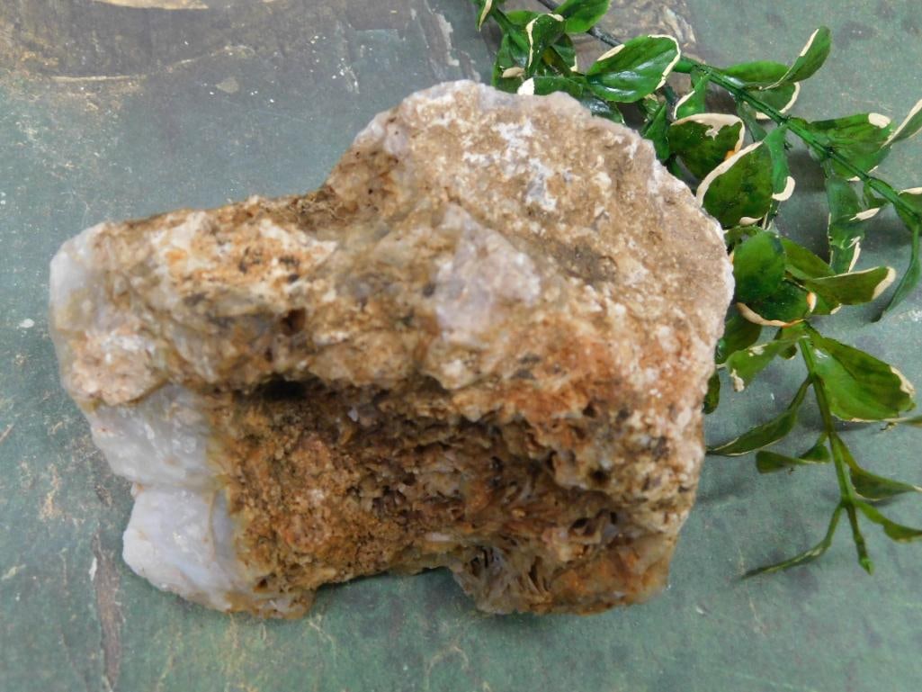 ROCK STONE LAPIDARY SPECIMEN: ROCK STONE LAPIDARY SPECIMEN — Part of our Discover Hidden Harbor, Crystals and Gems auction at HATMAN'S Auctions! Please see photos for measurements and condition. YES, we have in-house shipping!