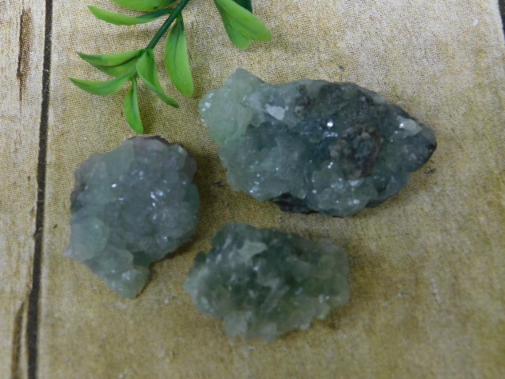 PREHNITE ROCK STONE LAPIDARY SPECIMEN (1 of 2)