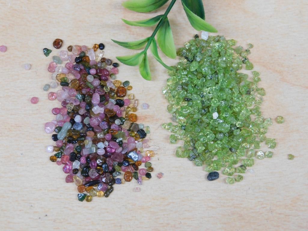PERIDOT AND TOURMALINE ROCK STONE LAPIDARY SPECIMEN: PERIDOT AND TOURMALINE ROCK STONE LAPIDARY SPECIMEN — Part of our Discover Hidden Harbor, Crystals and Gems auction at HATMAN'S Auctions! Please see photos for measurements and condition. YES, we ha