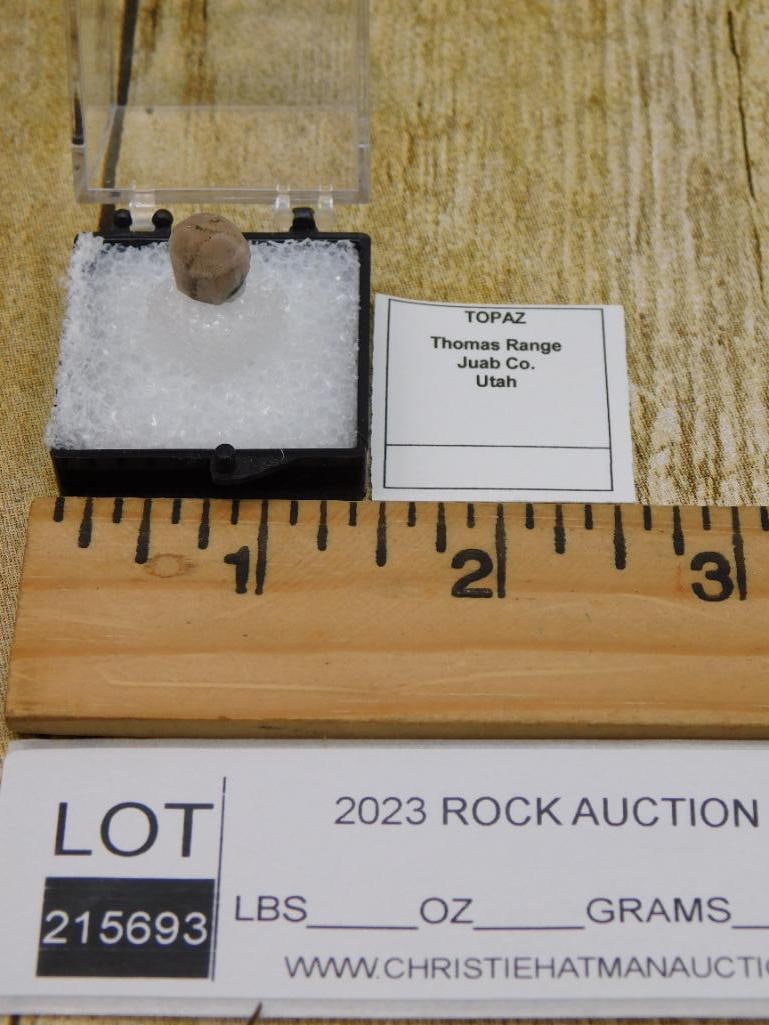 TOPAZ ROCK STONE LAPIDARY SPECIMEN - 2