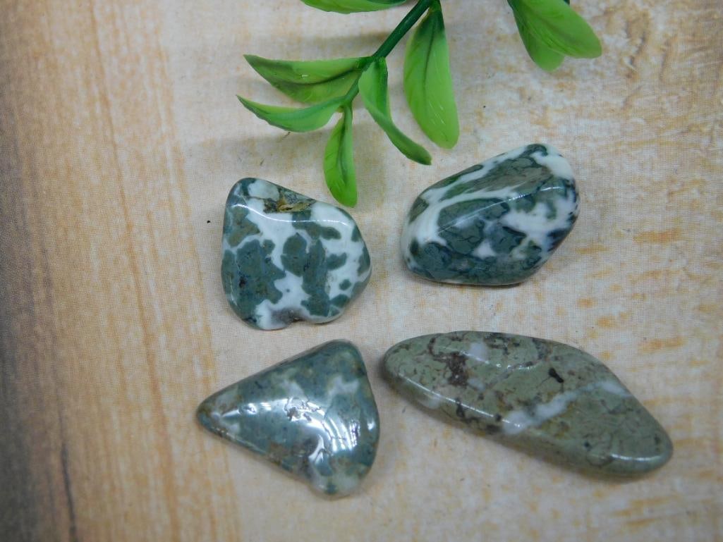 CAMOFLAUGE AGATE ROCK STONE LAPIDARY SPECIMEN: CAMOFLAUGE AGATE ROCK STONE LAPIDARY SPECIMEN — Part of our Discover Hidden Harbor, Crystals and Gems auction at HATMAN'S Auctions! Please see photos for measurements and condition. YES, we have